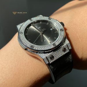 Đồng hồ Hublot size 42 độ kim cương full và niềng 2 hàng chuẩn hãng