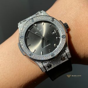 Đồng hồ Hublot size 42 độ kim cương full và niềng 2 hàng chuẩn hãng