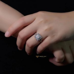 Nhẫn nữ kim cương engagement mặt vuông chủ 6ly 2